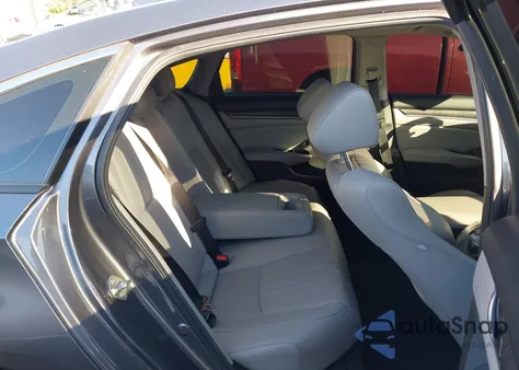 2019 Honda Accord Touring 2.0T из США, поврежденный, VIN 1HGCV2F9XKA024739